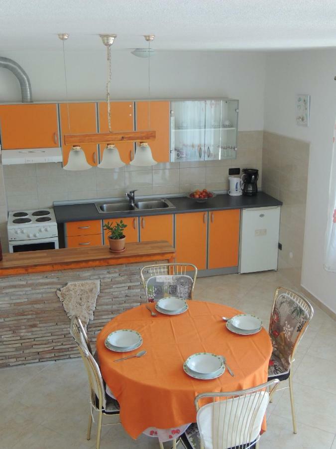 Apartman Sole Bale Bagian luar foto